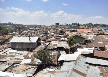 La losa colonial a espaldas de las ciudades africanas
