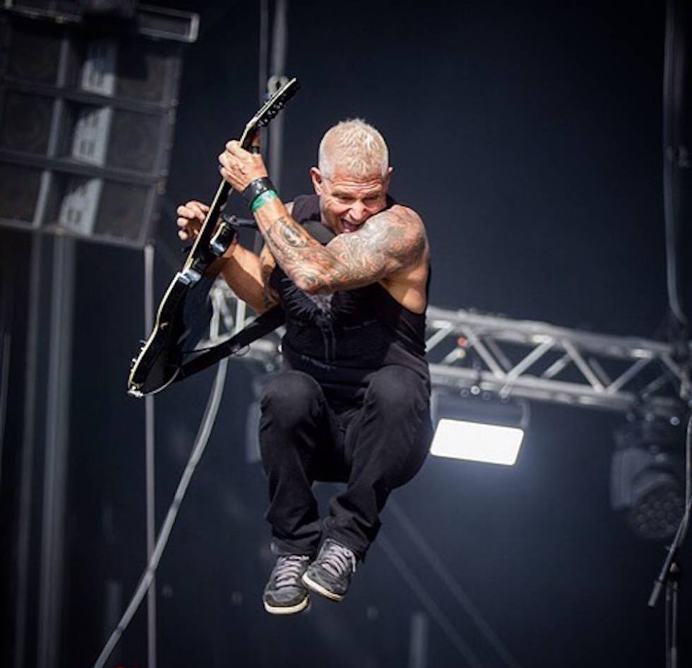 ¿Otro supergrupo con estrellas cincuentonas del rap-metal de los 90? Hablamos con Powerflo