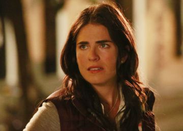 Televisa rompe relaciones con el director Gustavo Loza tras la denuncia de violación de Karla Souza