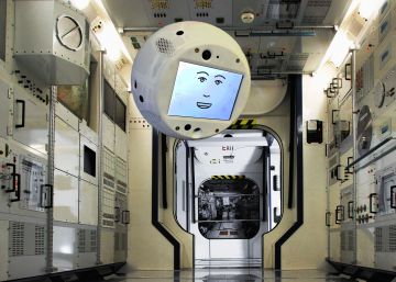 Este es CIMON, el robot inteligente que irá a la estación espacial