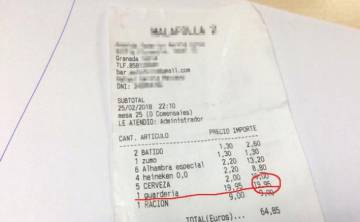 Las cinco normas de un bar de Salamanca para padres con hijos