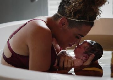 La emotiva reacción de una madre al conocer que su hija recién nacida tiene síndrome de Down