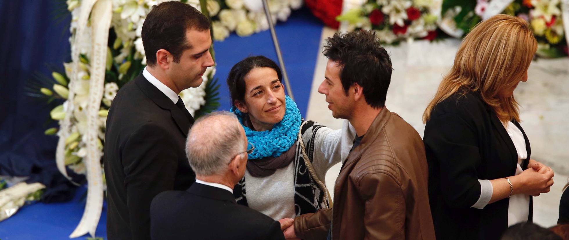 La capilla ardiente de Gabriel Cruz, en imágenes