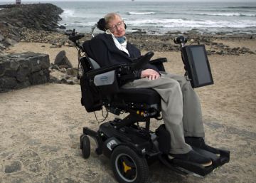 Las cenizas de Hawking se enterrarán al lado de la tumba de Isaac Newton en la abadía de Westminster