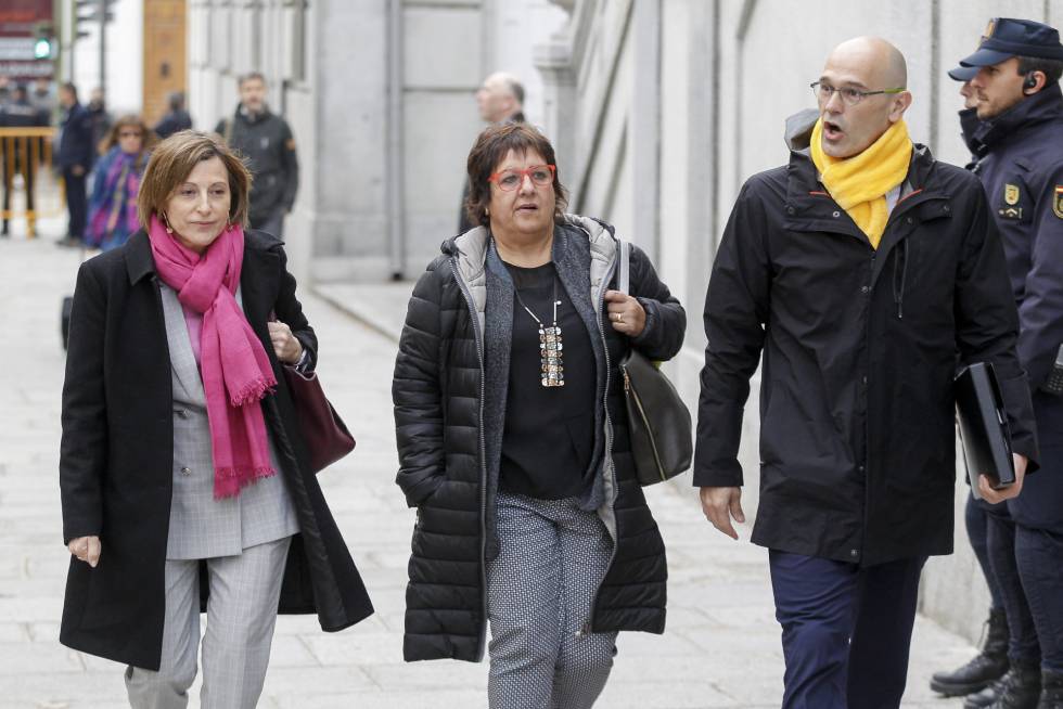 Carme Forcadell, Dolors Bassa and Raul Romeva arrive at the Supreme Court in Madrid on Friday.