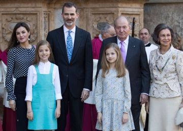 Juan Carlos I reaparece en la misa de Pascua