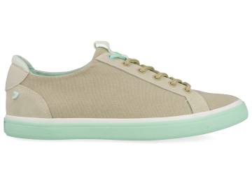 La nueva colección de Gioseppo incorpora materiales ligeros y tonos marítimos a 'sneakers' como esta.