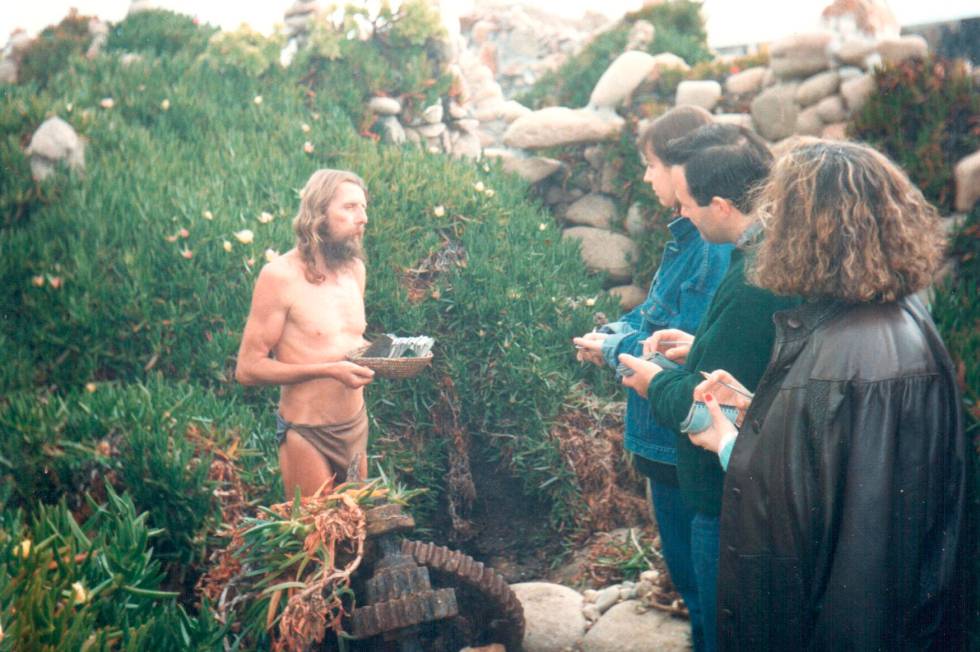Manfred Gnädinger, el último anacoreta ecologista que se paseaba en taparrabos por Galicia