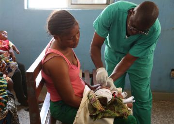 El reto de vacunar a 1.000 millones de africanos contra la fiebre amarilla