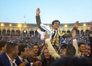 El Juli, cuatro orejas, e indulto a 'Orgullito' de la ganadería Garcigrande, en imágenes