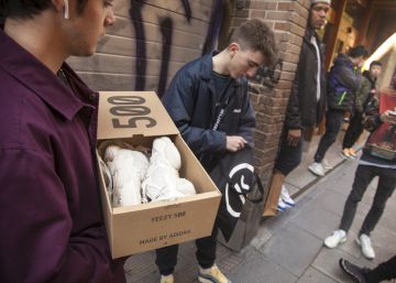Locura y mafia por unas zapatillas