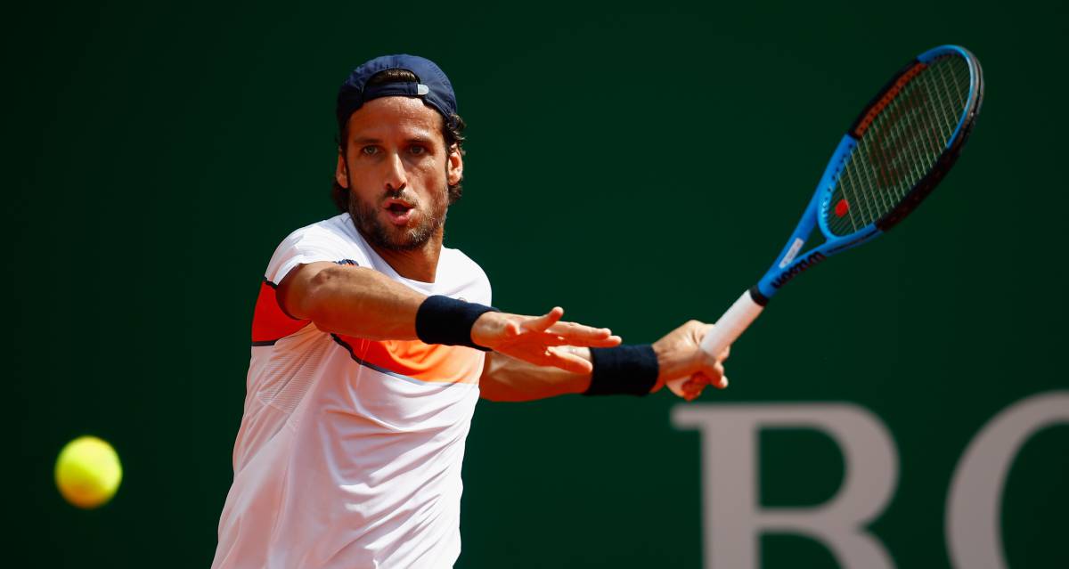 Feliciano López jugando en Montecarlo.