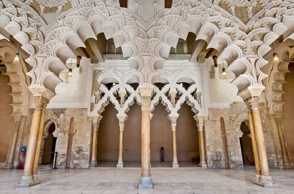 Cinco lugares de España que están donde nunca imaginarías que estaban