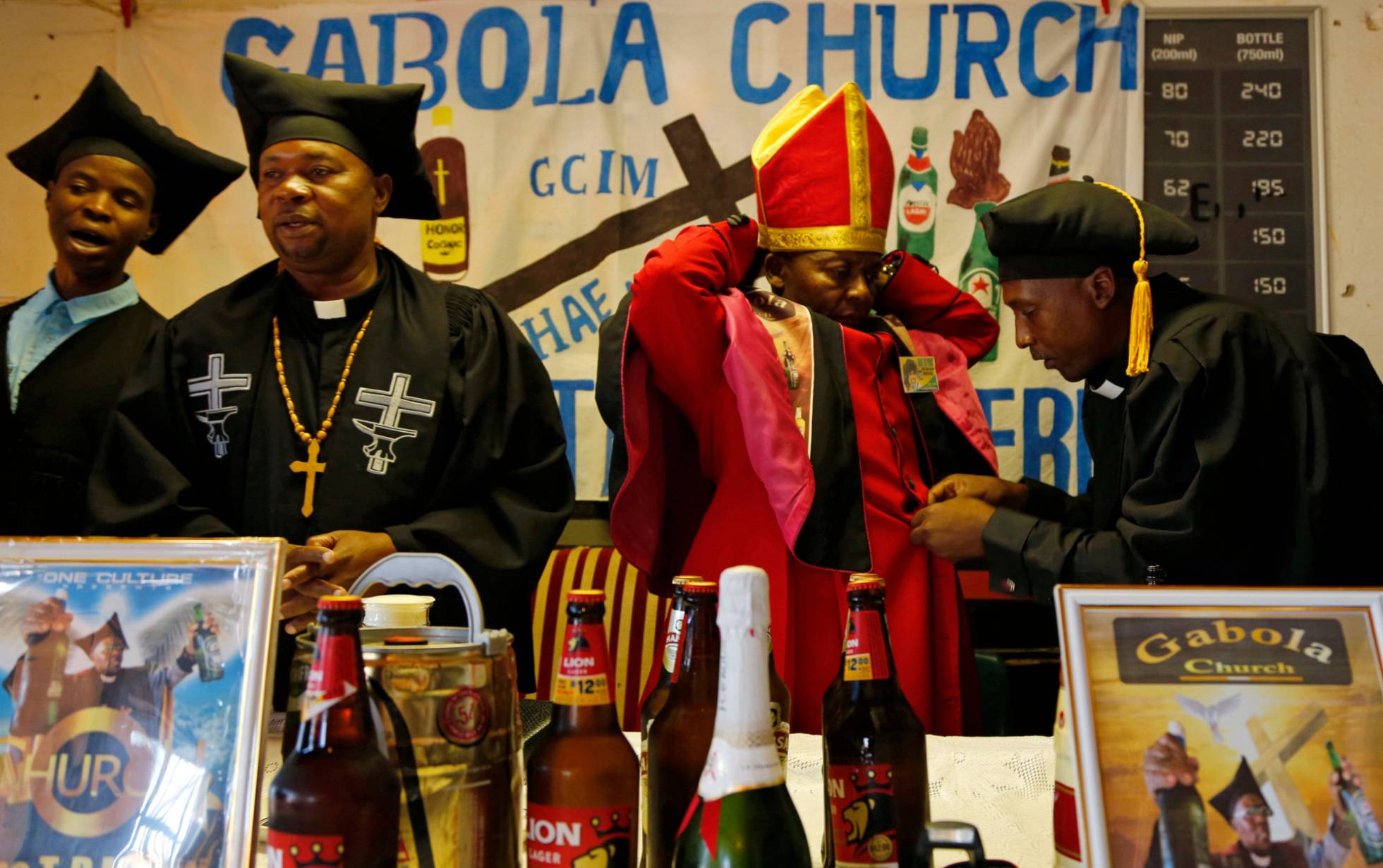 La iglesia que anima a emborracharse
