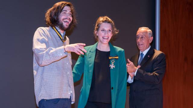 Salvador y Luísa Sobral, con la Orden del Mérito.