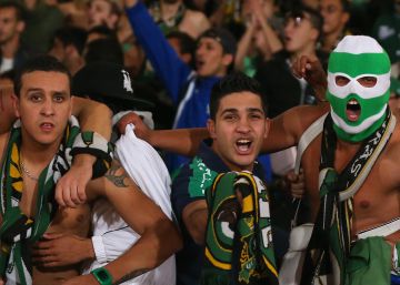 Así se las gastan los ultras del Raja Casablanca