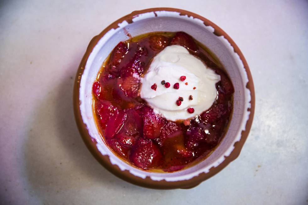 ¡Una de fresas flamencas!
