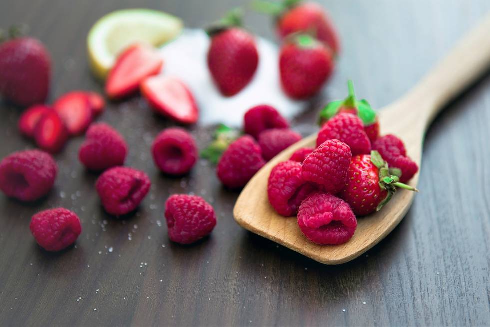 Tres recetas con yogur sanas, ricas, ‘cool’ (y que no te costarán una cuarta parte del sueldo)