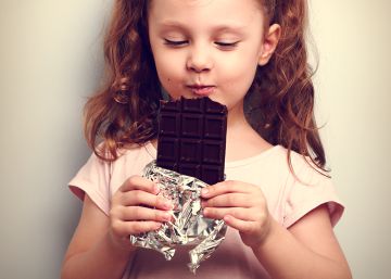 Hay un modo de que su hijo coma cacao y que no se vuelva obeso sino listo