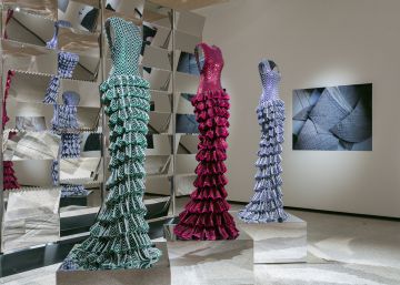 Azzedine Alaïa, en 60 vestidos