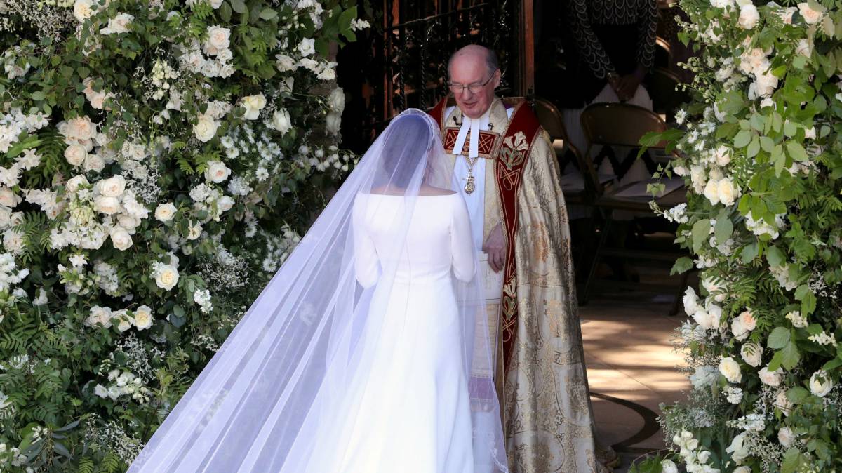 Meghan a su llega a la capilla.