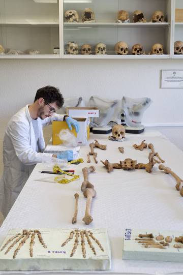 Laboratorio de Arquelogía Forense de la Universidad Autónoma de Madrid. En esta universidad pública estudian cerca de 30.000 alumnos y el claustro tiene unos 3.000 docentes.