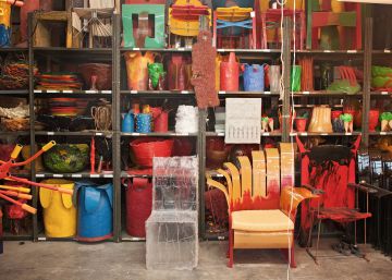Así es el taller de muebles derretidos de Gaetano Pesce en Nueva York