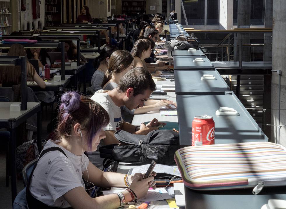 50 años de una universidad pública de espíritu inconformista