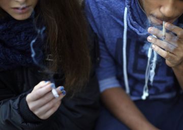 No te vayas por la escalera mecánica del tabaco