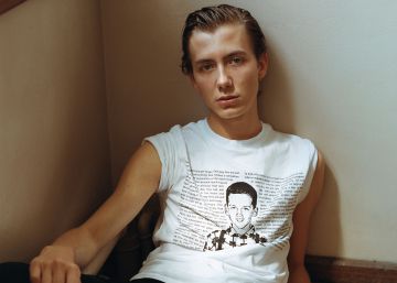 Loewe se rinde al arte de David Wojnarowicz con su colección benéfica Visual AIDS