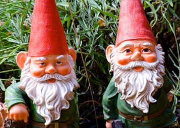 La historia de los gnomos de jardín, guardianes de la naturaleza e imanes de buena suerte