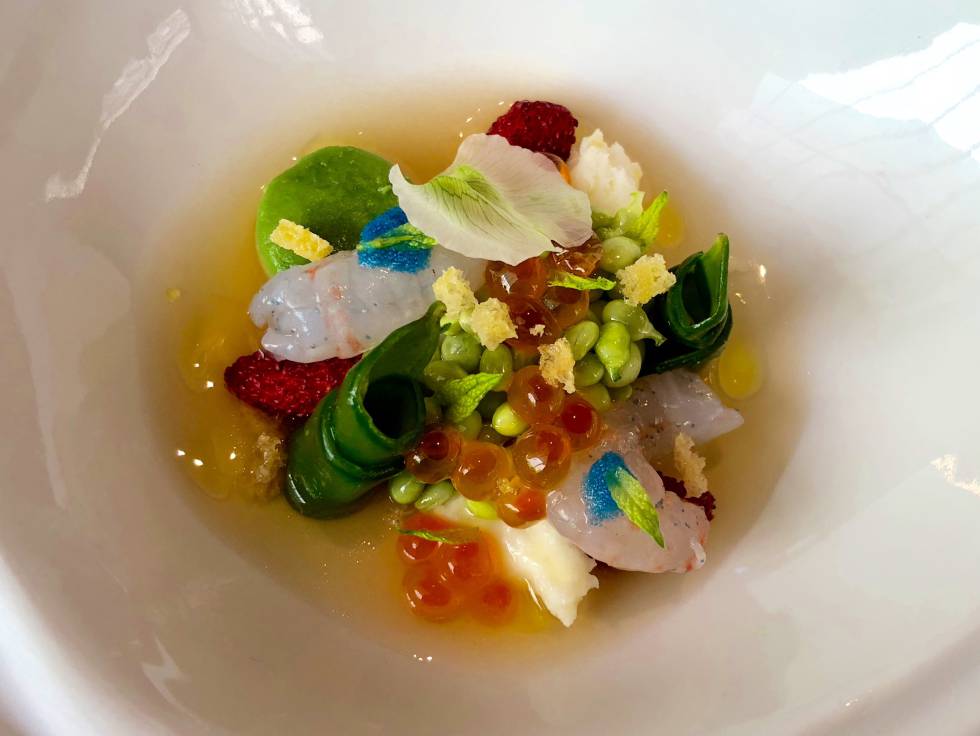 ENSALADA DE GUISANTES, QUISQUILLAS Y FRESAS SILVESTRES CAPEL