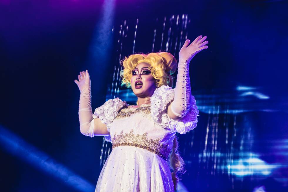 Kim Chi interpretando el tema principal de 'Sailor Moon'.