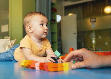 Uno de cada cuatro bebés españoles de menos de seis meses va a la guardería