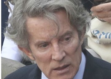 El renovado rostro del viudo de la duquesa de Alba