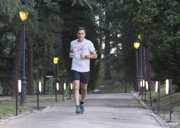 Las carreras de Pedro Sánchez por La Moncloa, en imágenes