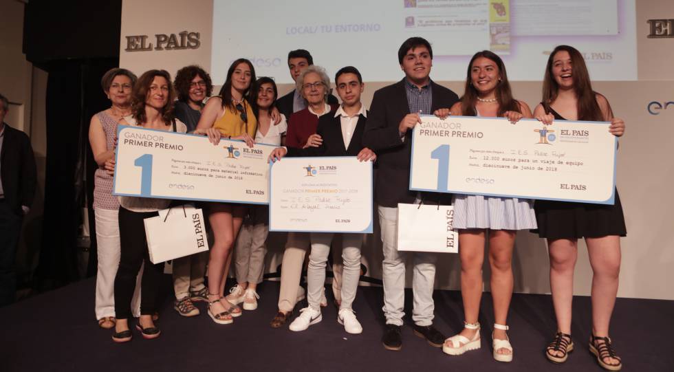 El IES Padre Feijóo, de Gijón, ganadores del premio a Mejor periódico.