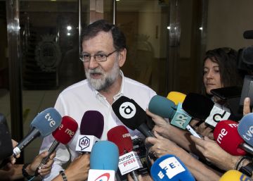 Rajoy ocupa el registro, Sánchez la silla (del bolso) presidencial