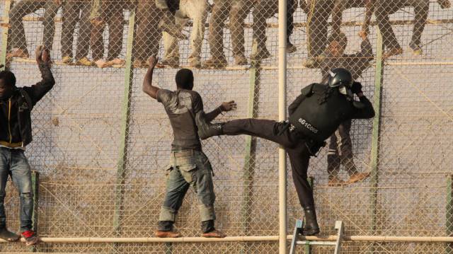 Intento de asalto a la valla de Melilla.