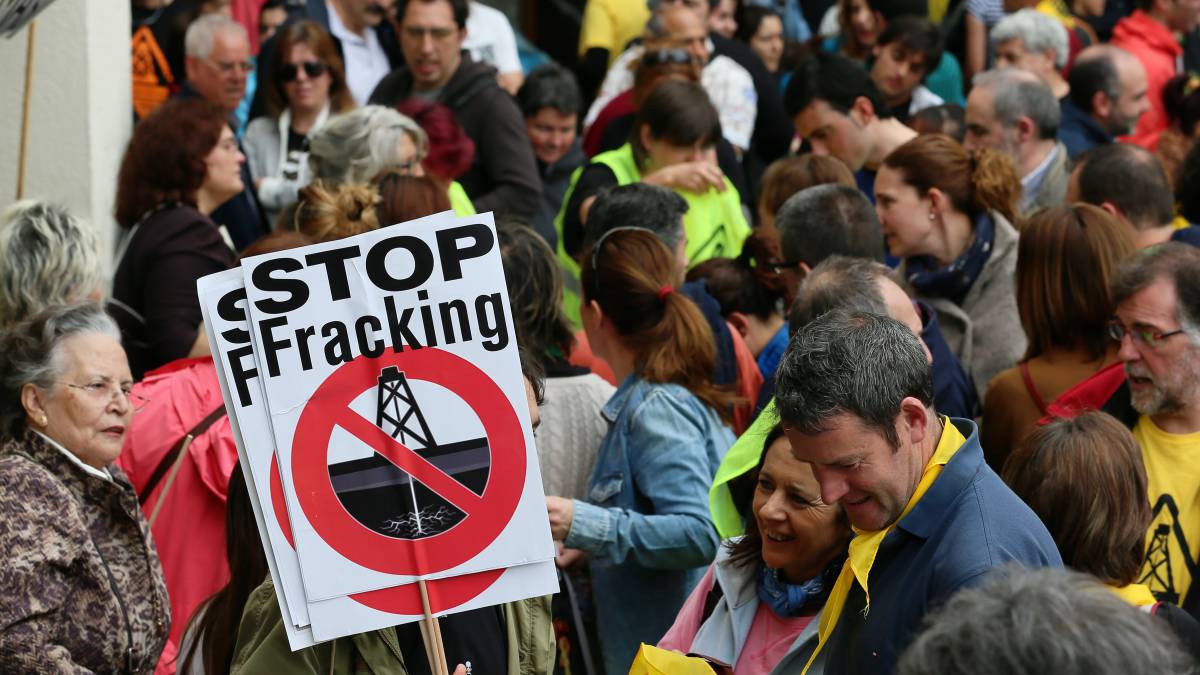 Protesta contra el 'fracking' en 2015 en Burgos.