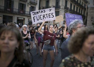 De entre todas las pancartas, la de ‘juntas y fuertes’