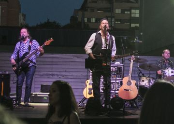 Los empleados de PRISA Noticias dan la bienvenida al verano