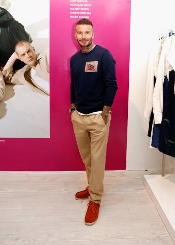 David Beckham con los zapatos que no se va a quitar durante todo el verano.