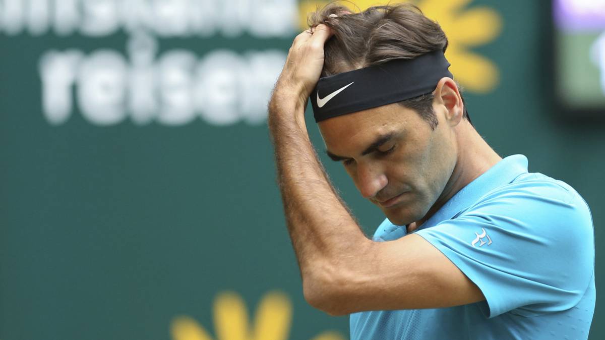 Federer se lamenta durante la final.