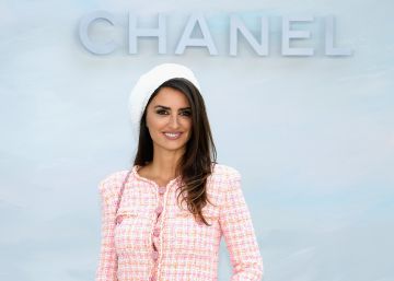 Penélope Cruz: “Karl Lagerfeld me recuerda a Almodóvar, porque no tiene filtro”