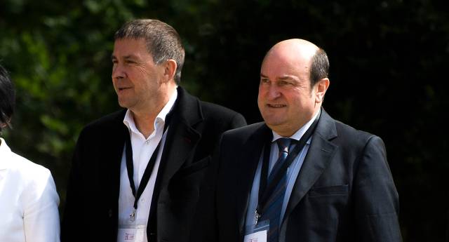 Arnaldo Otegi y Andoni Ortuzar.