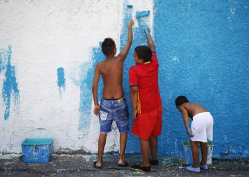 Boa Mistura llena las paredes de la Cañada de color