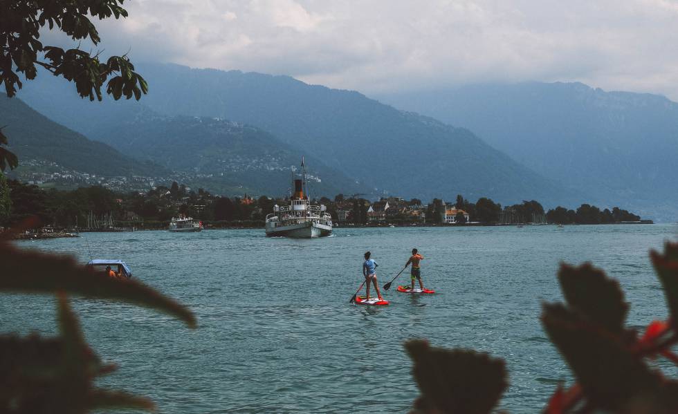 Barco Belle Epoque en el lago Lemán, cantón de Vaud.