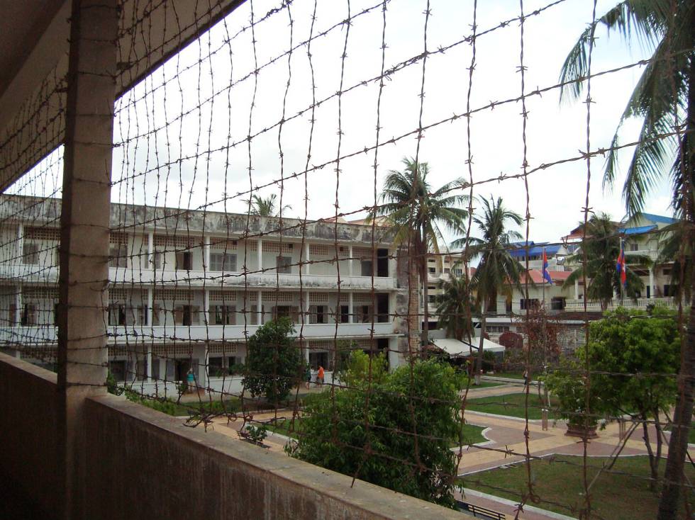Pabellones de la antigua escuela de Tuol Svay Prey, reconvertida en prisión S-21