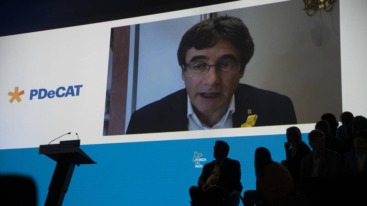 Puigdemont, en la asamblea del PDeCAT.